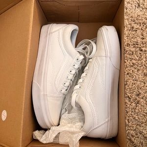 White Vans Old Skool